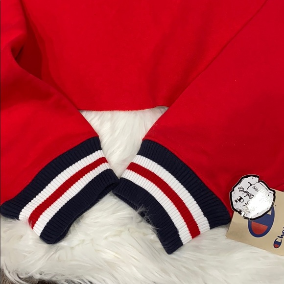 Champion
Women's Reverse Weave Cropped Sweatshirt - Picture 5 of 10